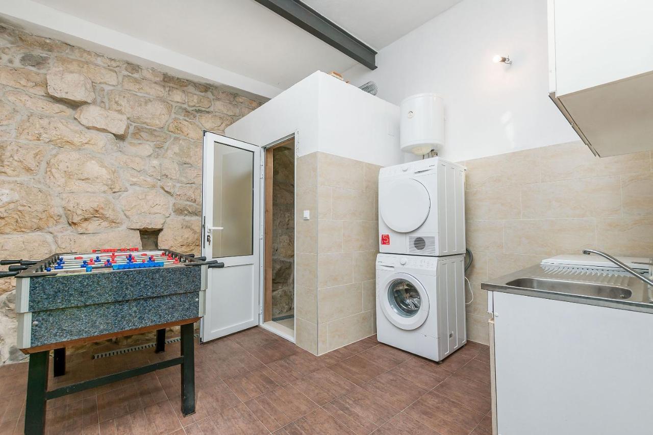 Villa Holiday Home Zvecanje Zewnętrze zdjęcie